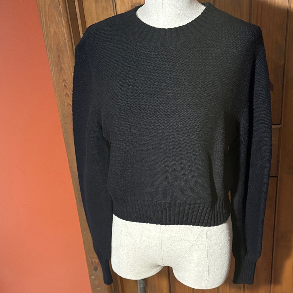 Zeagoo Black Crop  Knit Women’s Pullover- Stretchy- Soft & Comfortable Size XL